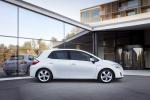 Toyota Auris HSD 2010 года
